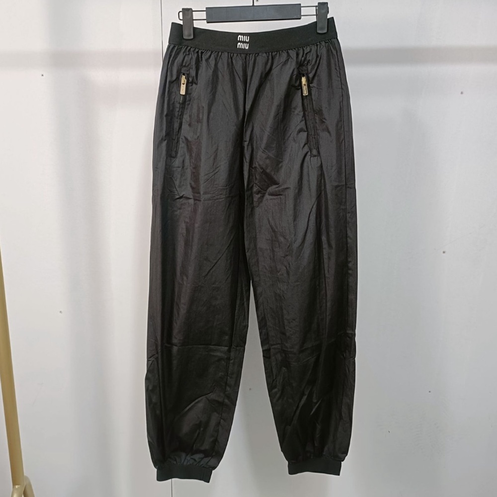 Parachute pants - Picture 2 of 10